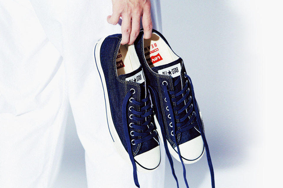 converse levi's shoes